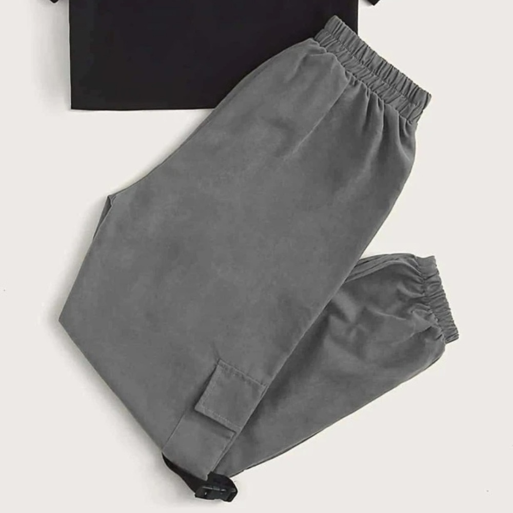 Drawstring Cargo Joggers - Picture 4 of 4